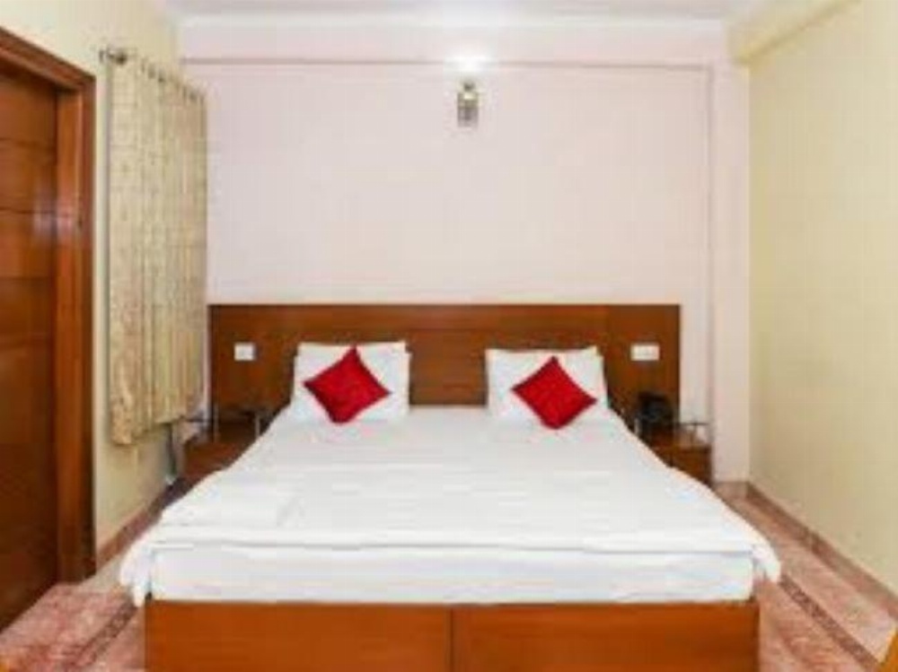 Room 1